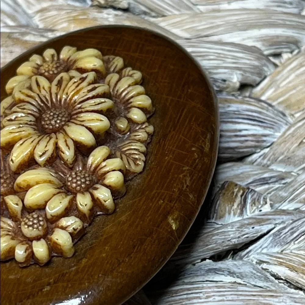 Vintage‎ Floral Carved Celluloid Wooden Brooch